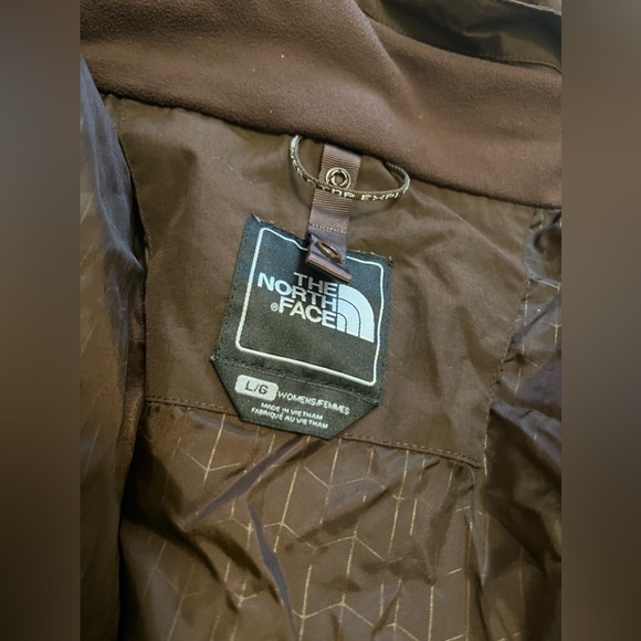 “The North Face “ womens jacket. READ DESCRIPTION - Picture 5 of 7